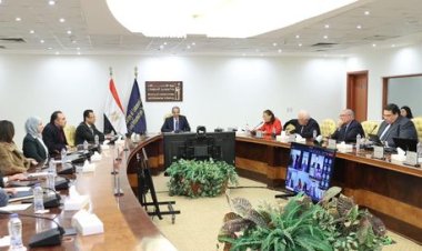 وزير الاتصالات يشهد توقيع اتفاقية تعاون بين جامعة مصر و أوتاوا الكندية