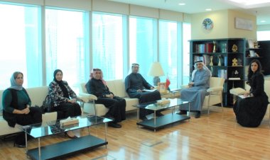 وزير التنمية الاجتماعية يستقبل رئيس وأعضاء جمعية البحرين للشفافية