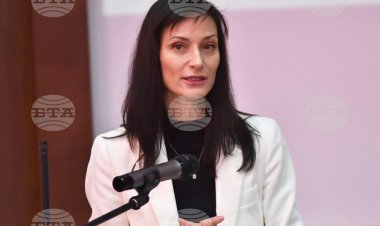 مفوض الاتحاد الأوروبي: بلغاريا الأفضل أداءً في أوروبا من حيث الباحثات