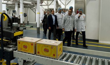 رئيس الوزراء يتفقَّد خط إنتاج جديد لشركة «شيبسي»  للصناعات الغذائية