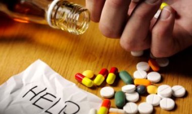 بـ30 قرصًا من علاج الإكتئاب.. صيدلي يحاول إنهاء حياته في الإسكندرية