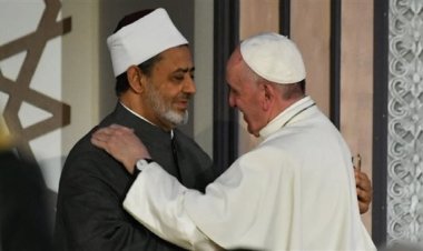 دعمًا لـ «الأخوة والسلام وقبول الآخر».. حصاد الأزهر في 2022| تحركات مُكثفة للسلام والأخوة