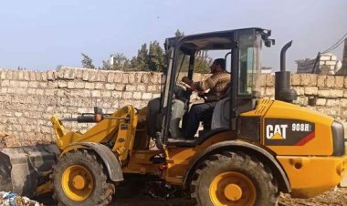 رئيس مدينة الواسطى يتابع سير العمل بالمركز التكنولوجي