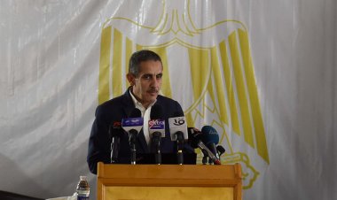 رئيس الوزراء يشاهد عرضًا تقديميًا لمحافظ الغربية حول المشروعات الجارية والمقترحة