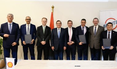 توقيع اتفاق لتنفيذ مشروعات خفض الانبعاثات بمنشآت وتسهيلات الغاز