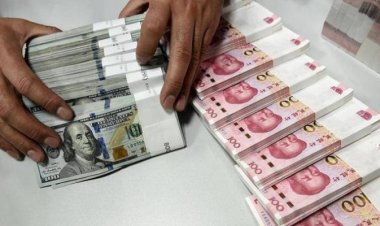 ارتفاع اليوان الصيني مقابل الدولار