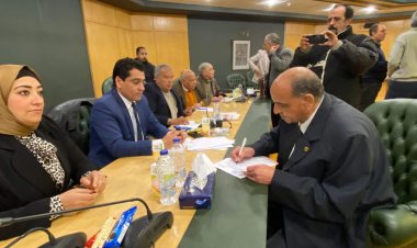 محسن هاشم يتقدم بأوراق ترشحه لمنصب نقيب الصحفيين