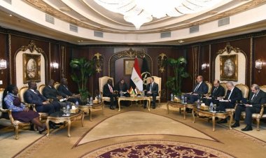 وزير الداخلية:  تضافر الجهود لمُحاصرة السلبية الناجمة عن الإرهاب