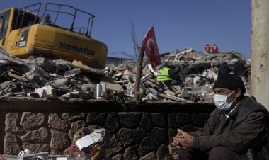 السعودية تعلن أنها ستبني 3 آلاف مبنى مؤقت لمنكوبي الزلزال في تركيا وسوريا