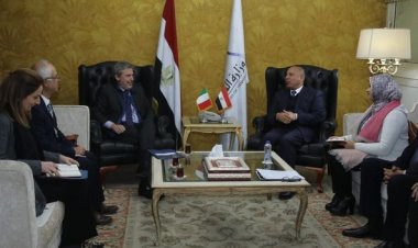 وزير النقل يبحث مع السفير الإيطالي مستجدات «خط رورو» لنقل الحاصلات الزراعية سريعة التلف