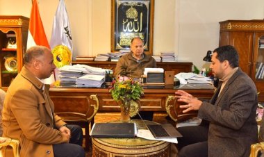 محافظ أسيوط يناقش الموقف التنفيذي لمشروعات البرنامج الوطني لإدارة المخلفات الصلبة