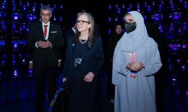 رئيسة الحكومة التونسية تزور متحف المستقبل