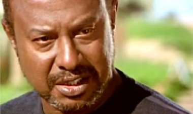 في ظهور نادر له.. نجل طلعت زين يكشف أسرار حياة  والده