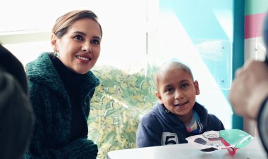 شاهد| ياسمين رئيس تحتفل بعيد الحب في مستشفى 57357