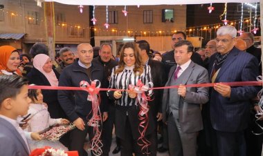 محافظ دمياط تفتتح معرض  «أهلاً رمضان»  بالخياطة