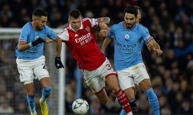 التشكيل الرسمي لمباراة أرسنال ومانشستر سيتي في الدوري الإنجليزي