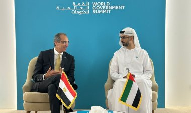 وزير الاتصالات يناقش مستقبل الخدمات الحكومية بالقمة العالمية للحكومات في دبي