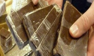 القبض على 3 تجار مخدرات بحوزتهم «2 كيلو حشيش» بمنطقتي الشروق وحلوان