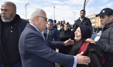 محافظ بورسعيد يشارك في  تشييع جنازة الإعلامي الرياضي محمد غندر