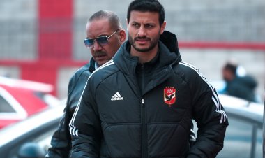 صور| بعثة الأهلي تصل مطار القاهرة استعدادًا للسفر إلي السودان