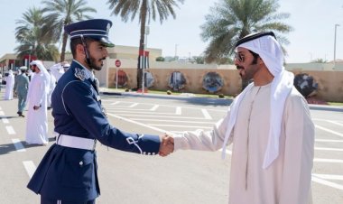 خليفة بن طحنون يشارك أبناء الشهداء حفل تخرجهم من كلية الشرطة في أبوظبي