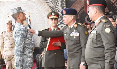 وزير الدفاع يشهد حفل انتهاء فترة الإعداد العسكري لطلبة الأكاديمية العسكرية المصرية والكليات العسكرية
