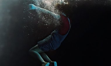 الغموض والتشويق يحيطان بالبوستر الرسمي لفيلم «بيت في القدس» للأخوين عليان