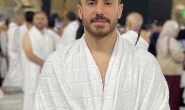 «ونش» الزمالك يؤدى مناسك العمرة