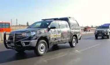 سقوط تاجر مخدرات بحوزته هيروين و3 قطع سلاح بالخليفة