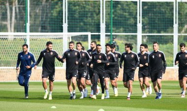 كهربا في الهجوم.. التشكيل المتوقع للأهلي أمام فاركو 