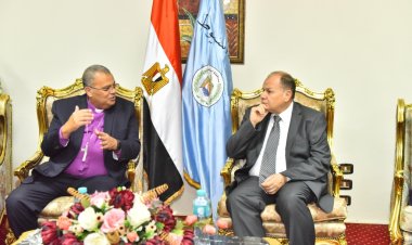 محافظ أسيوط يهنىء الدكتور القس أندريه زكي لتجديد الثقة وفوزه رئيسًا للطائفة الإنجيلية في مصر