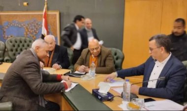 أبو السعود محمد يتنازل عن الترشح على منصب نقيب الصحفيين.. ويستمر في سباق «العضوية»