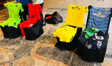 بيراميدز وفيوتشر بالزى الرسمي  في الكونفدرالية