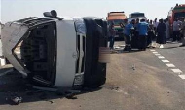 إصابة 6 أشخاص في حادث انقلاب ميكروباص بالشيخ زايد