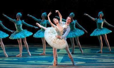 باليه موسكو ونجوم البولشوى والمارينسكى في 3 ليالي بالأوبرا