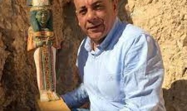 اكتشاف أول بردية بأيادي مصرية في  سقارة