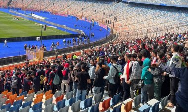 «فاتحي يا وردة».. مدرب الزمالك السابق يسخر من حفل افتتاح كأس الأمم الإفريقية