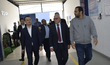 محافظ بورسعيد و وزيرالصناعة الأوزبكستاني يتفقدان عدد من المصانع جنوب بورسعيد