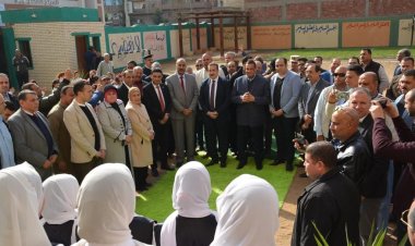 وزير التنمية المحلية ومحافظ المنوفية يختتمان جولتهما بتفقد مشروعات حياة كريمة