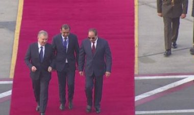الرئيس السيسي يعقد جلسة مباحثات مع رئيس أوزبكستان بقصر الاتحادية