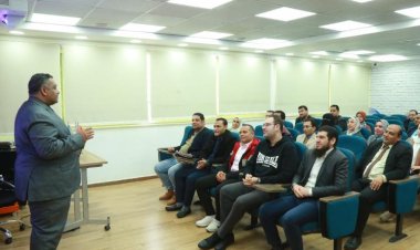 استمرار برامج نقل المعرفة التخصصية وبرامج تطوير الذات بمركز استدامة