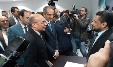 وزيرا العدل والاتصالات يفتتحان 3 فروع توثيق بالجيزة