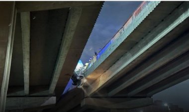 رفع آثار حادث سيارة بين محوري وصلة المريوطية بمنطقة فيصل