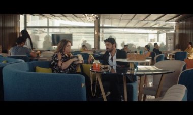 رؤوف عبدالعزيز يعيد إحياء مسرحية «المتزوجون» في «تياترو»