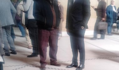 وصول سليمان وهدان وعلاء مقلد لحضور جلسة طعن مرتضى منصور على حكم حبسه