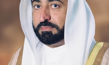 حاكم الشارقة يهنئ أمير الكويت باليوم الوطني وذكرى تحرير بلاده