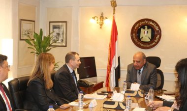 وزير قطاع الأعمال يستقبل وفد البنك الأوروبي لإعادة الإعمار والتنمية لبحث فرص التعاون