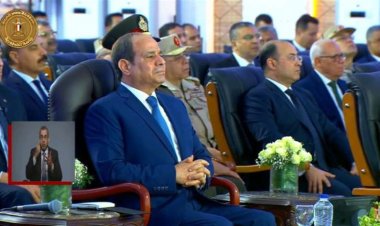 الرئيس السيسي: الدولة تواجه شائعات غير طبيعية وصلت إلى بيع قناة السويس