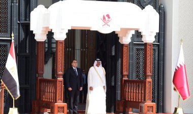 صور| مراسم استقبال رسمية لـ«مصطفى مدبولي» لدى وصوله قطر