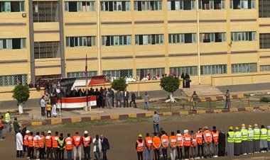 تنفيذ خطة إخلاء بمدرسة بكفر الشيخ في دقيقة واحدة للتدريب على مواجهة الأزمات